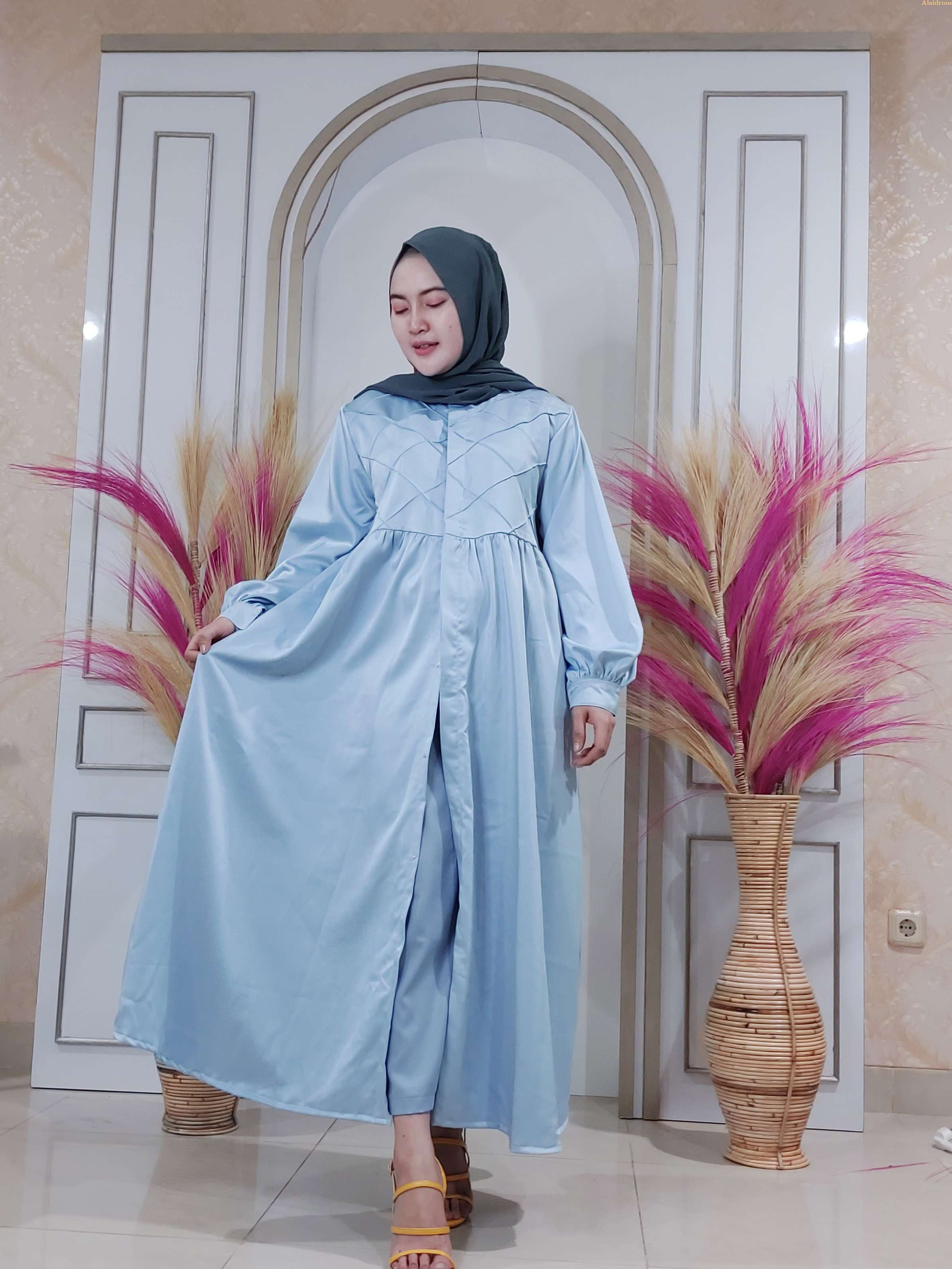 Zerrin Butterfly Abaya